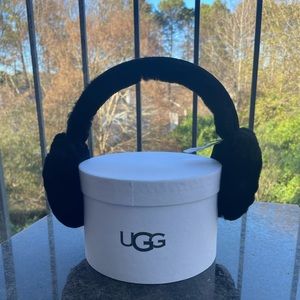 Black Ugg Earmuffs